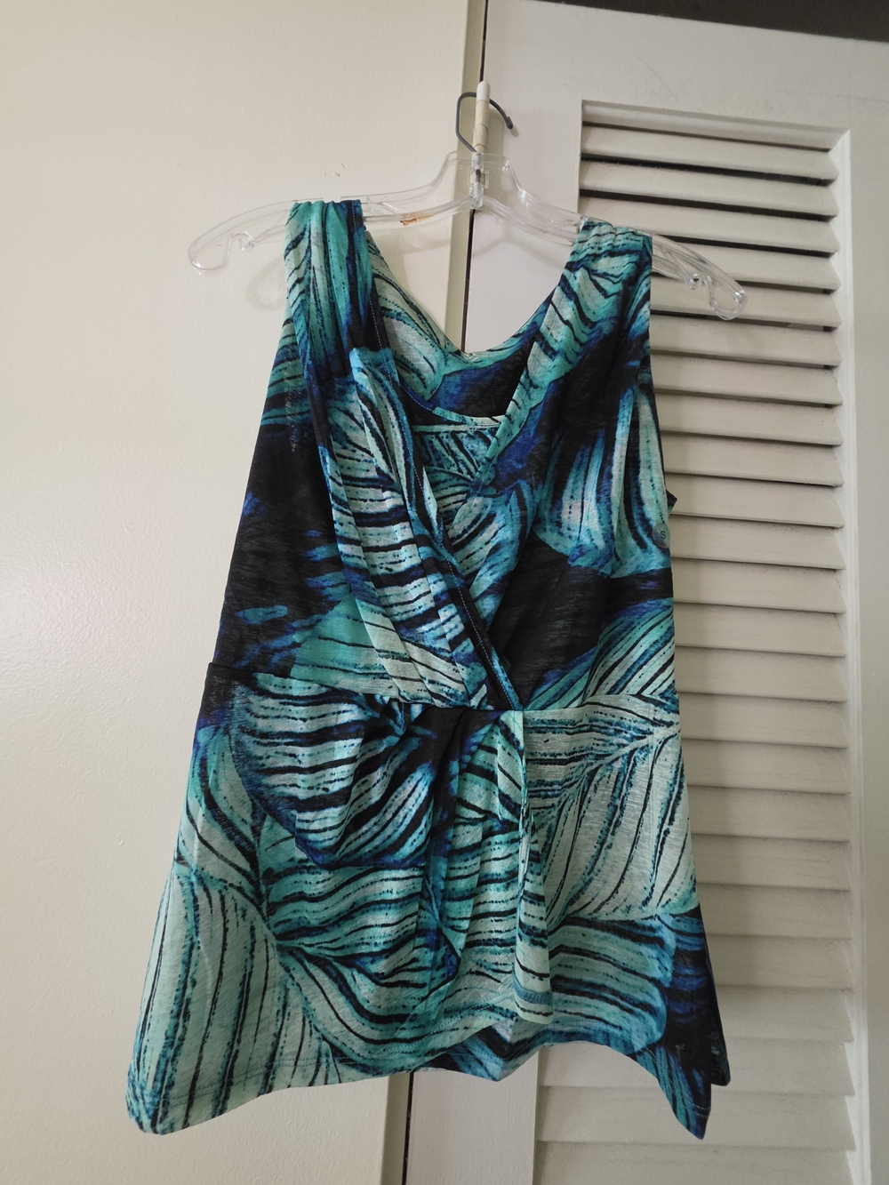 NY & Co Sleeveless Top